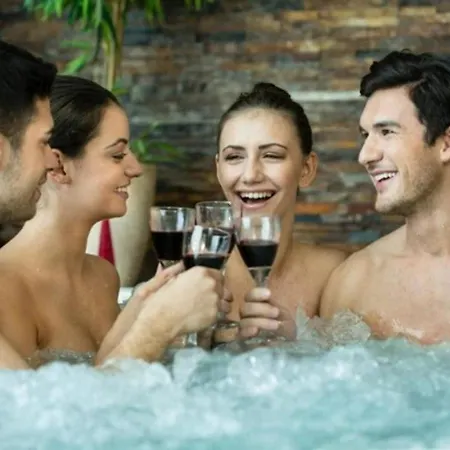 Domaine Les 2 Mondes Hotel 3*